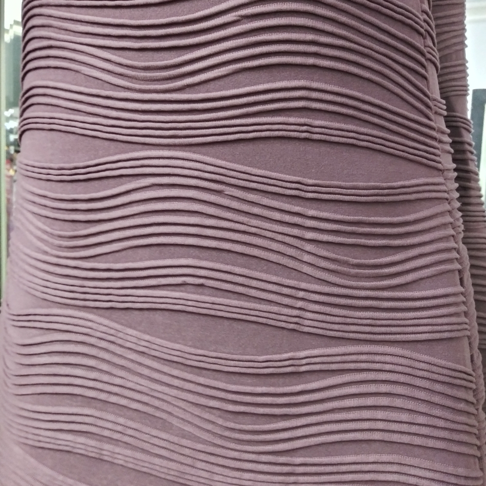 Mauve textured bodycon dress - Picture 2 of 5